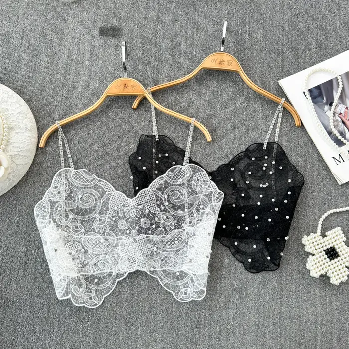 Haut court en dentelle transparente pour femme