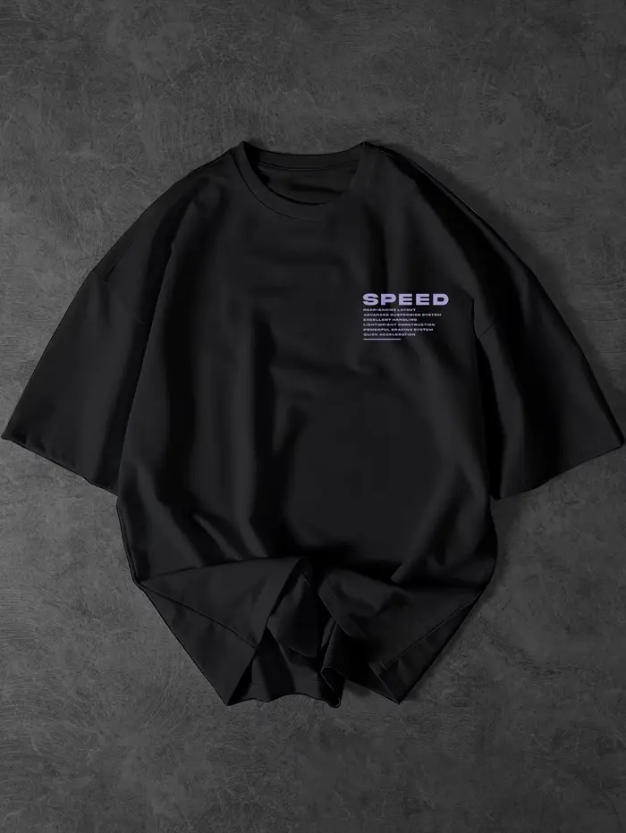 T-shirt blanc tendance pour l'été avec motif de voiture de sport classique