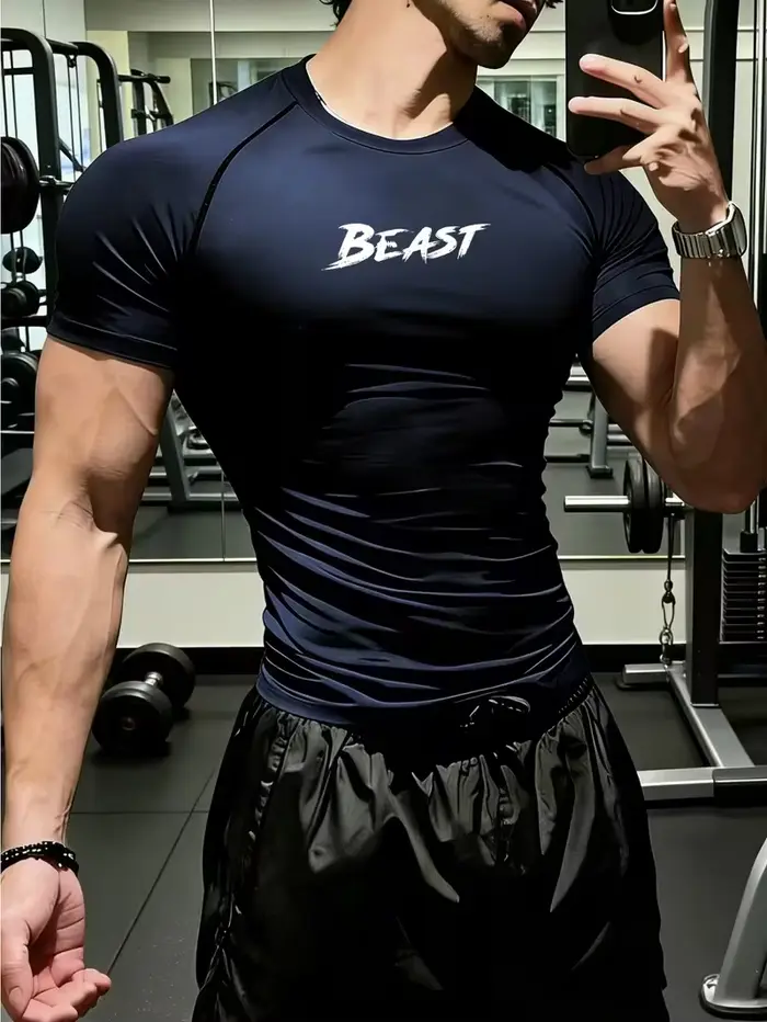 Nouveau T-shirt de sport ajusté pour homme