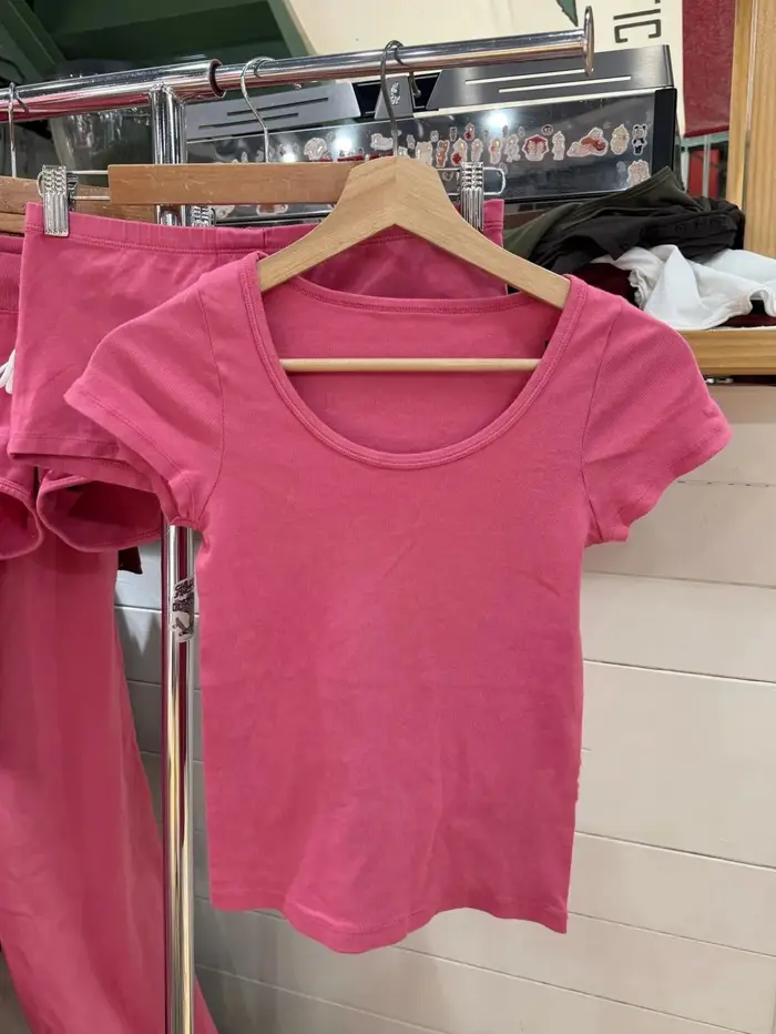 Nouveaux T-shirts Slim Orange Femme Été Col Rond Manches Courtes Coton Décontracté Simple Uni Polyvalent Basique