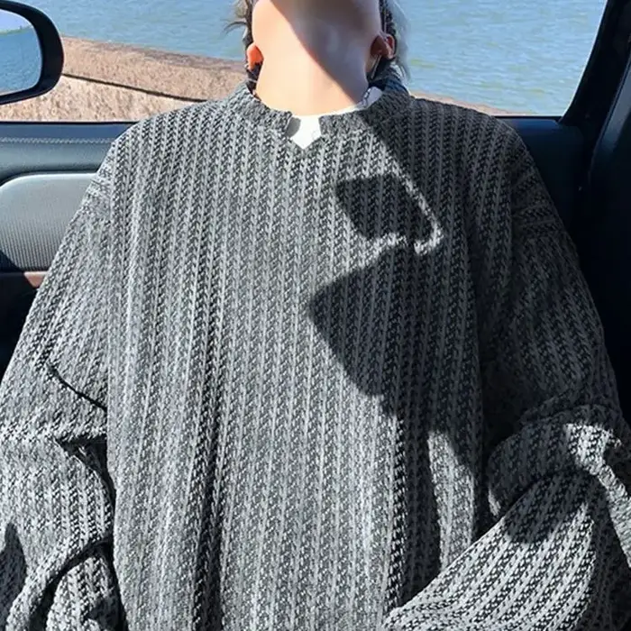 T-shirt à col en V et manches longues pour homme