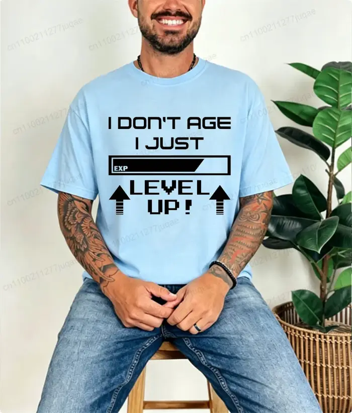 T-shirts drôles « Je ne vieillis pas