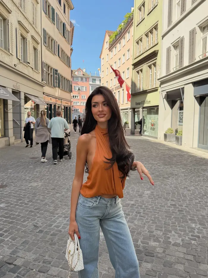 Haut orange sexy à col halter pour femme