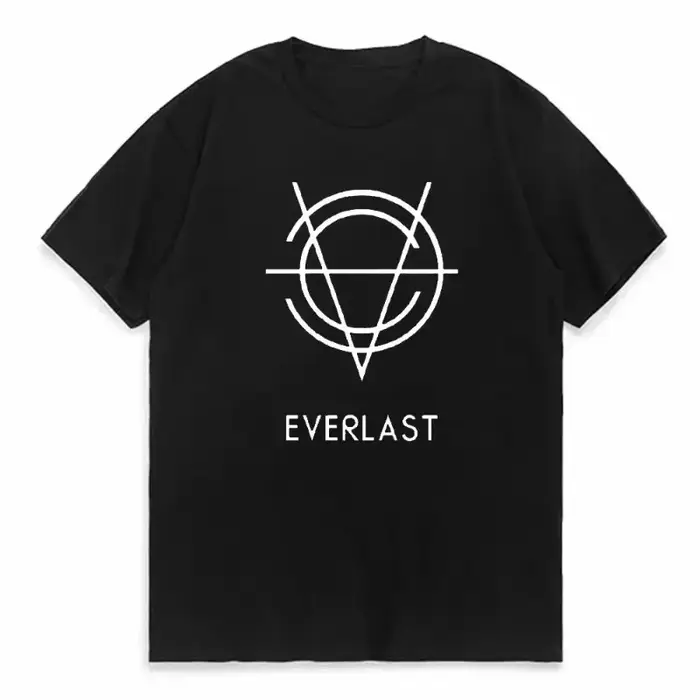 T-shirt classique avec logo de la célèbre marque de sports de boxe et de combat