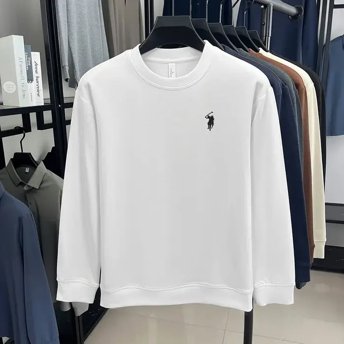 T-shirt à manches longues à col rond élégant et luxueux