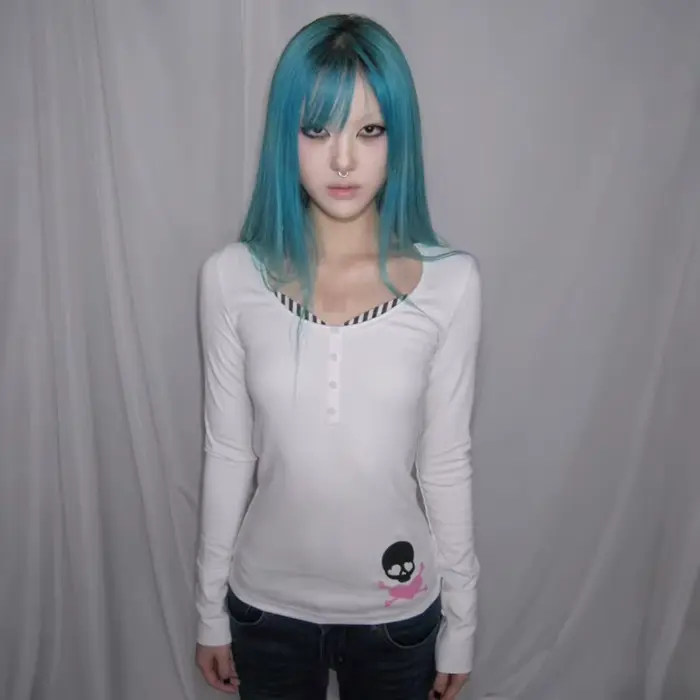 Karrcat Trashy Y2k T-shirt imprimé crâne Grunge esthétique faux deux pièces hauts Vintage années 200