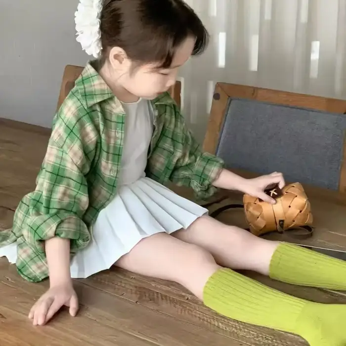 Chemise à carreaux vert Cardigan haut manches longues Grils enfants printemps automne à la mode décontracté doux confortable