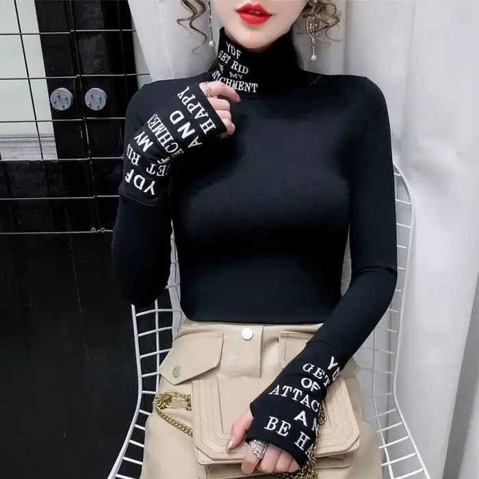 T-shirt à manches longues et col roulé en coton pour femme