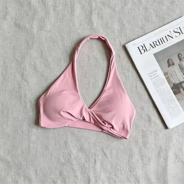 Soutien-gorge de sport Halter Twist Front pour femme