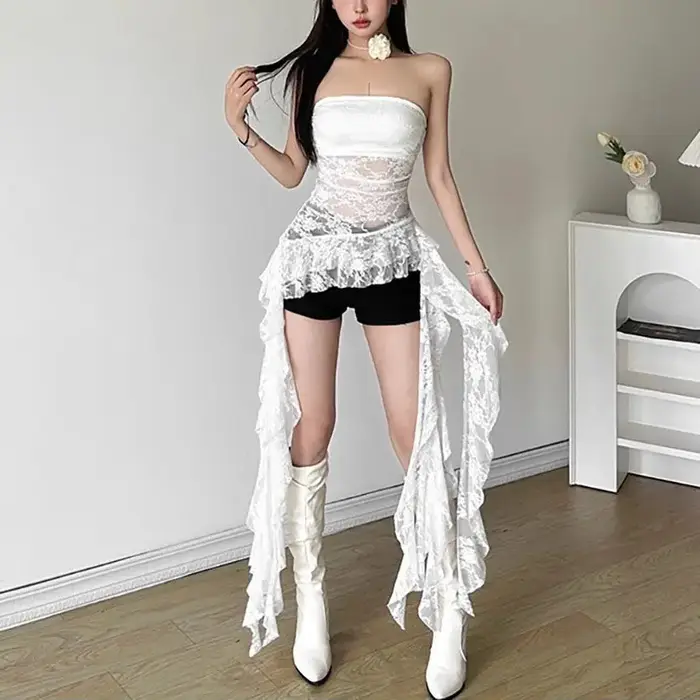 Doux Sexy Irrégulier Asymétrique Mince Débardeur Y2k Harajuku Dentelle T-shirt Femmes Noir Blanc Hauts À Volants Mignon Top Corset À La Mode Nouveau