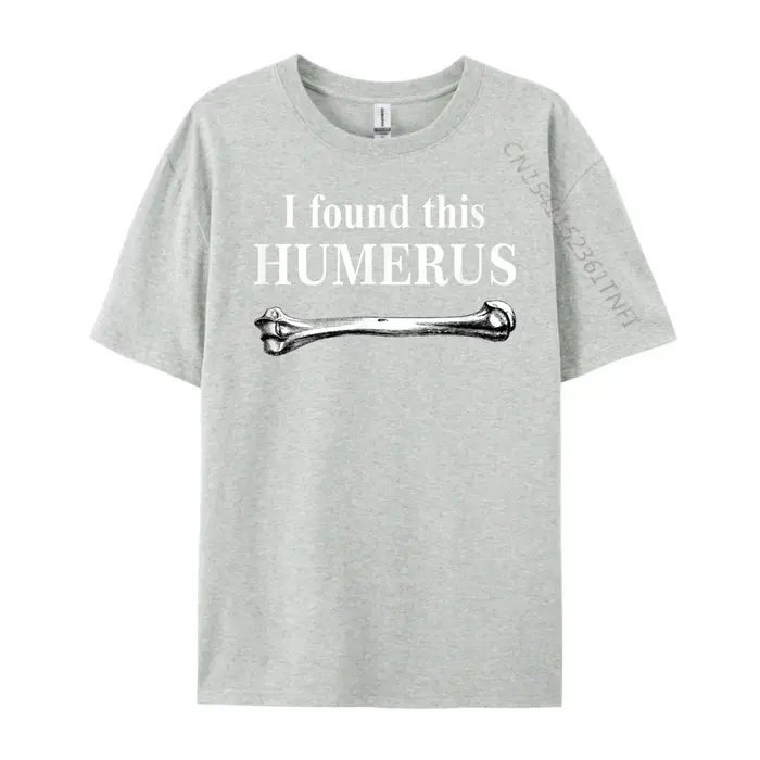 J'ai trouvé ce humérus t-shirt os anatomie mignon surdimensionné t-shirt classique Halloween Alphabe