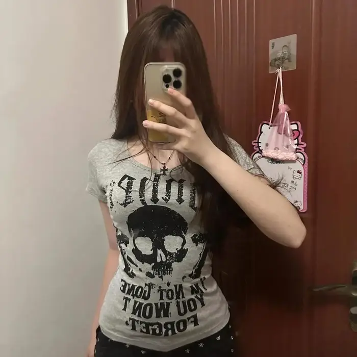 Crâne lettres t-shirt 2025 été imprimer Vintage vêtements américain rétro mince nouveaux T-shirts à manches courtes épicé haut pour fille