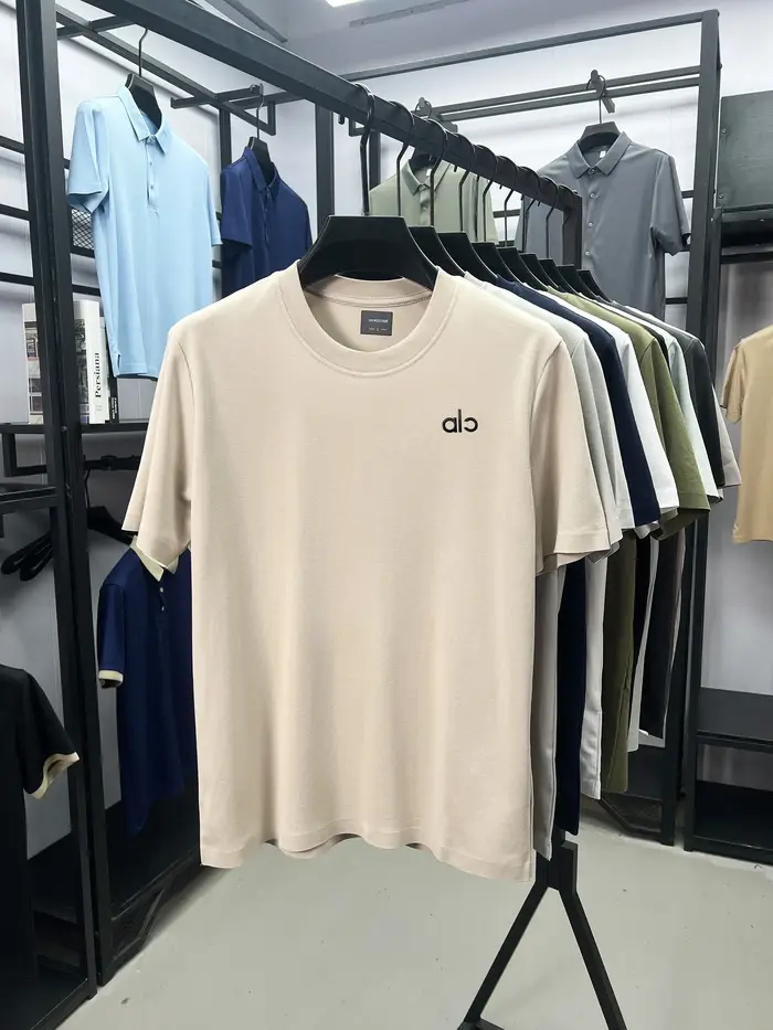 T-shirt col rond homme tendance 2026, lettres imprimées élégantes et raffinées, manches courtes tend