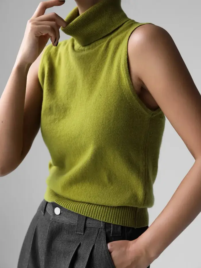 Nouveau débardeur en maille à col roulé sans manches pour femme
