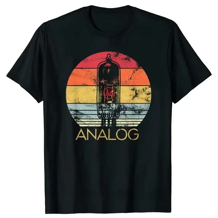 T-shirt rétro VU Watch Analog Electronic Audio Engineer à col rond pour femme