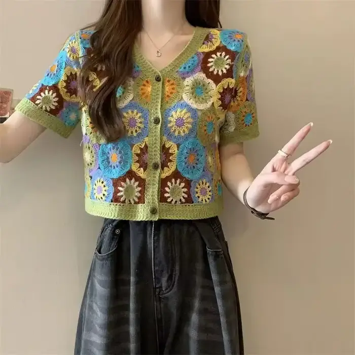 Cranny Rotundity-Haut boutonné au crochet pour femme