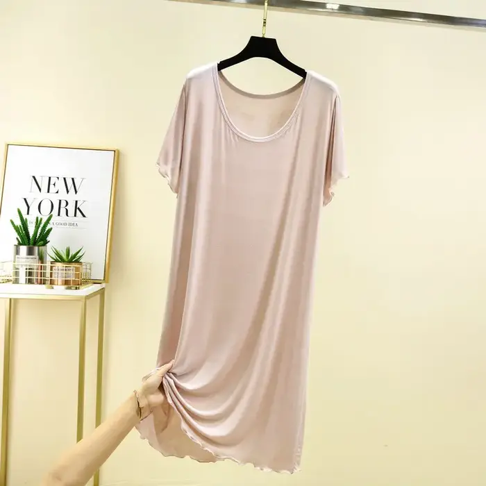Robe de nuit décontractée à manches courtes pour femme