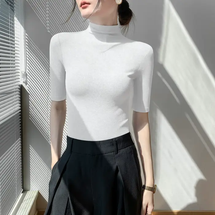 Pull Astronomique à Col Roulé et Manches Courtes pour Femme