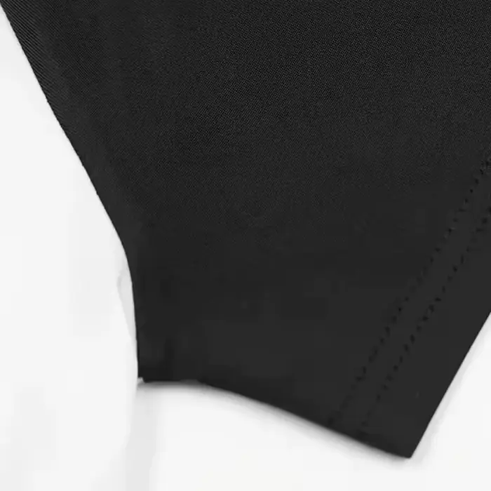 T-shirt court à col rond pour femme avec imprimé cœur
