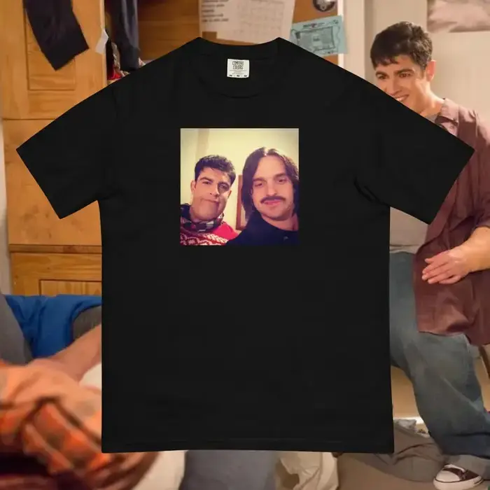Nick Miller & Schmidt College Selfie New Girl T-Shirt, cadeau pour les nouveaux fans de filles, marchandise d'émission télévisée, nouvelle chemise de fille