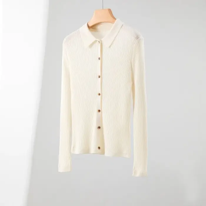 Cardigan en tricot à col polo en laine mérinos 100 % super fine pour femme
