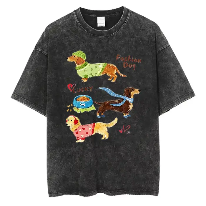 T-shirt délavé à motif Teckel pour femme