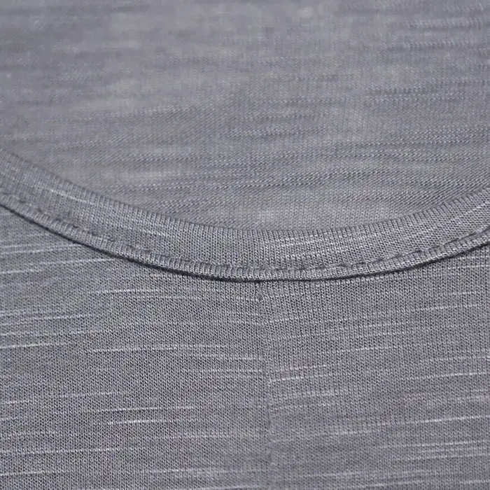 T-shirt à col rond pour hommes