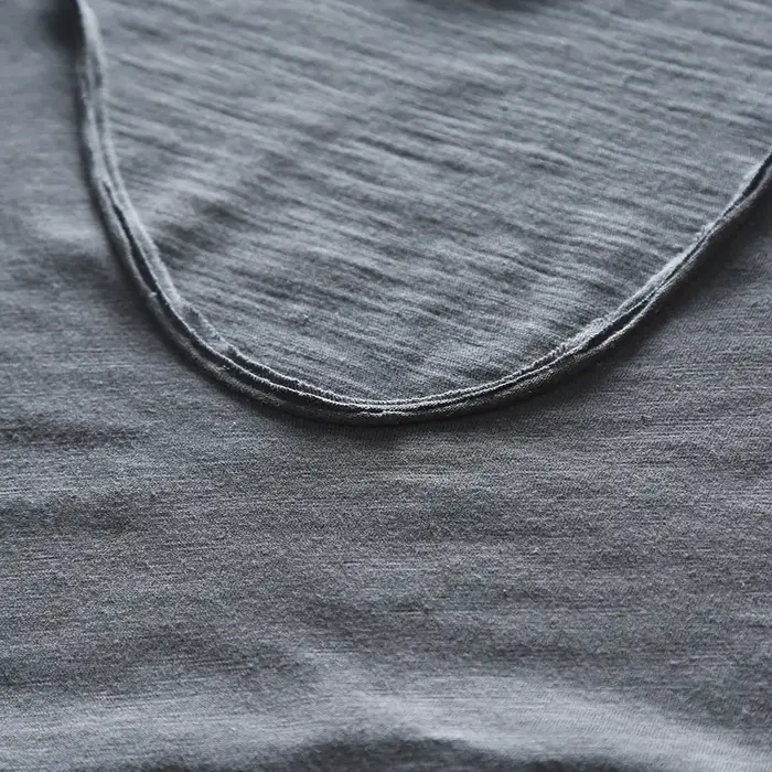 Hommes T-Shirt de base solide coton col en V coupe ajustée mâle mode t-shirts à manches courtes top