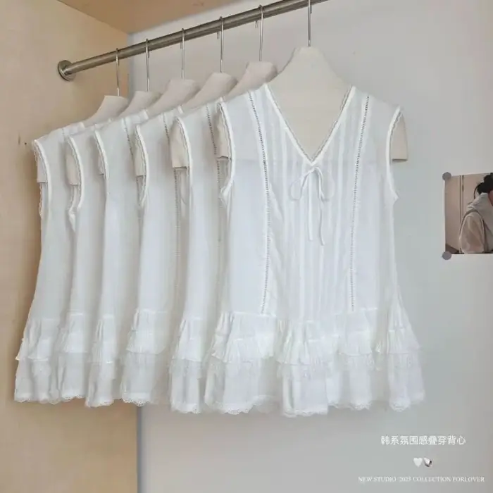 Débardeur blanc chic pour femme avec dentelle, ourlet à volants, double couche, sans manches, patchw