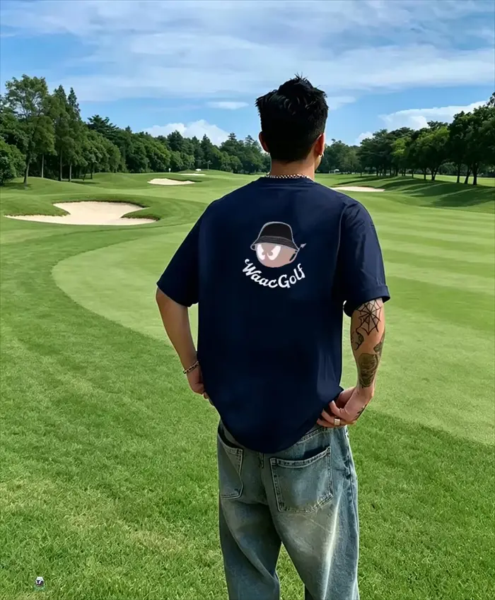 T-shirt blanc tendance pour le golf
