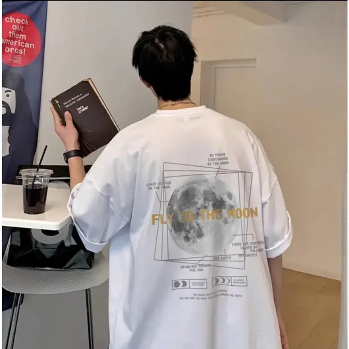 T-shirt à motif de lune