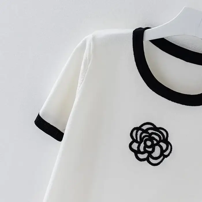 T-shirt tricoté pour femmes