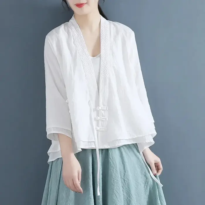Chemise en dentelle à col en V pour femmes