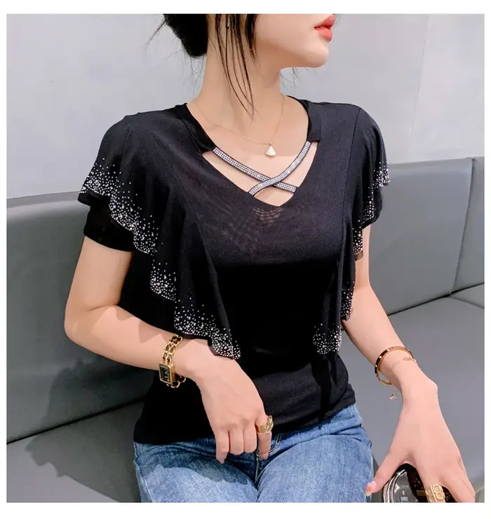 T-shirt manches courtes col en V femme