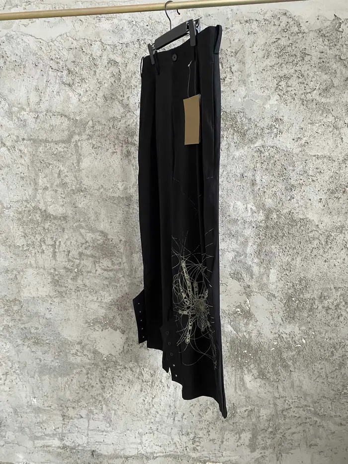 TOP-YAMAMOTO Collaboration de créateurs japonais Imprimé maison imprimé araignée Longues maigres
