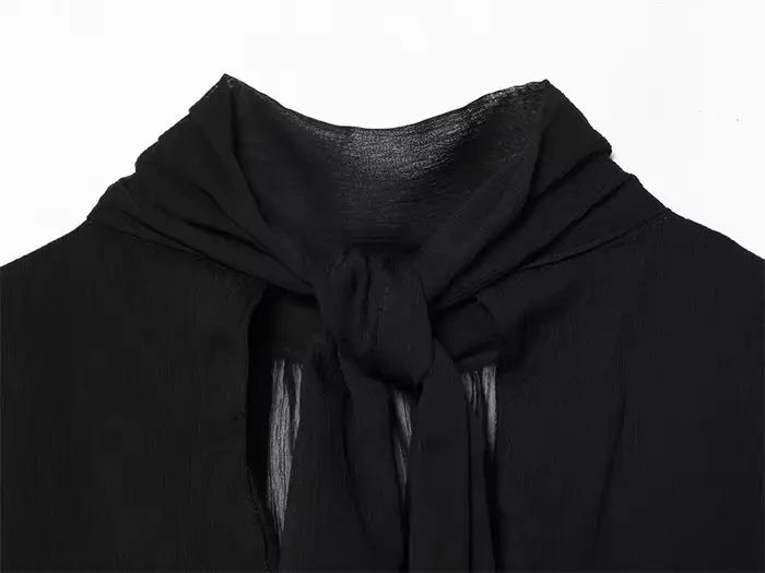 Haut plissé noir sans manches pour femme