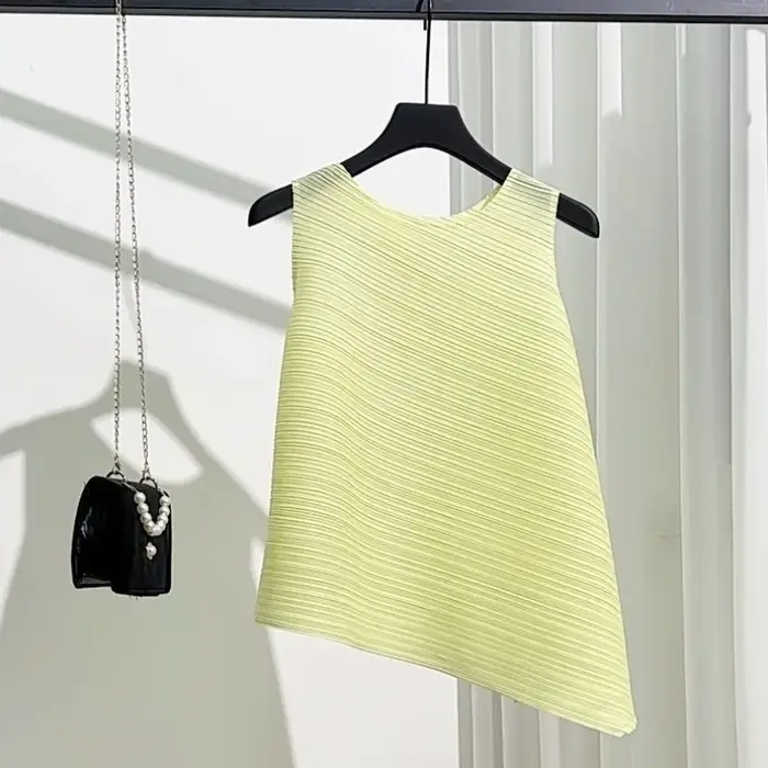 T-shirt Miyake été 2026 léger et ample sans manches à col rond