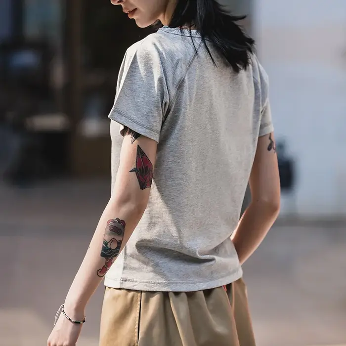 Maden T-shirt à manches courtes et col rond pour femme