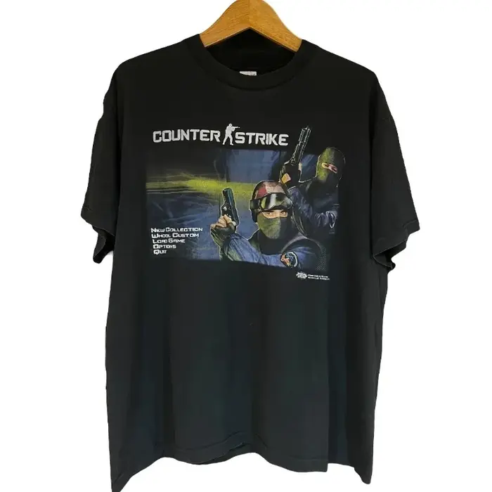 T-shirt décontracté à coupe régulière neutre Counter Strike pour hommes. Le cadeau idéal pour les fans