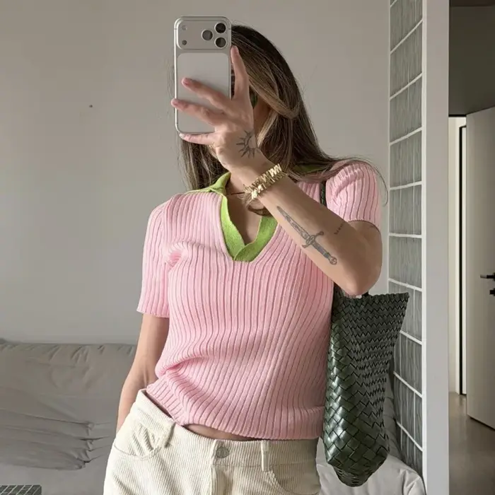 T-shirt tricoté élégant pour femmes