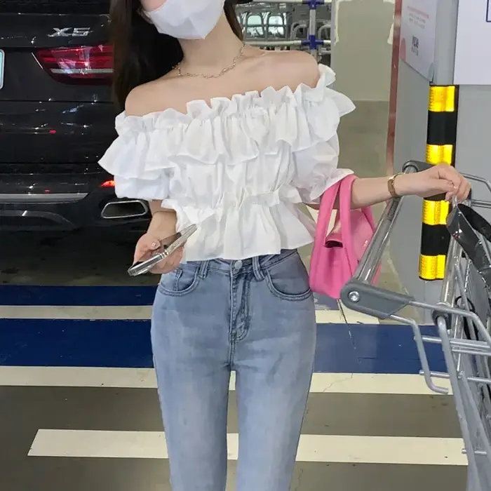 T-shirt à manches courtes à volants pour femme
