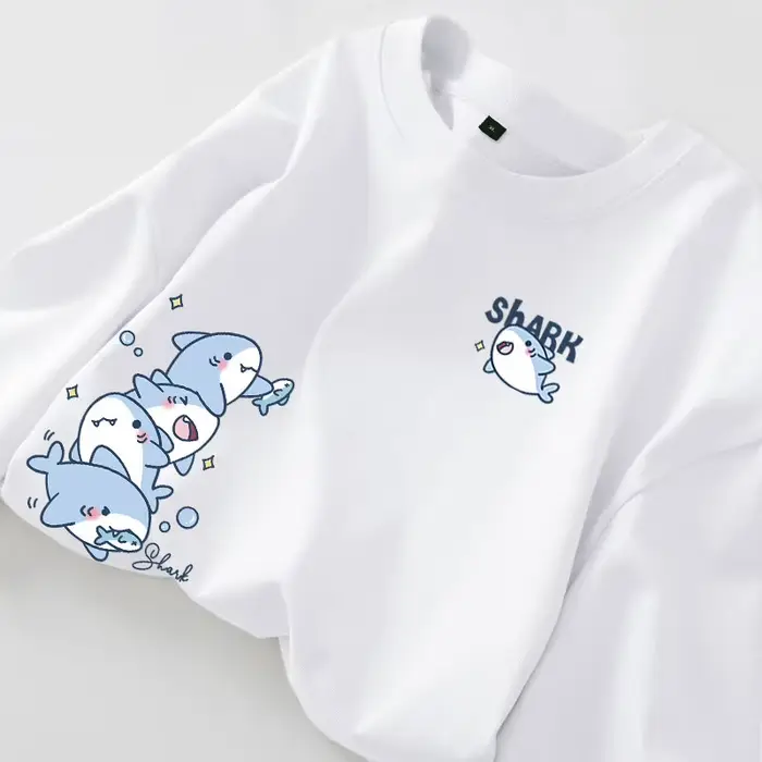 T-shirt à manches courtes d'été