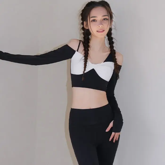 Haut de danse latine à manches longues pour femmes avec nœud