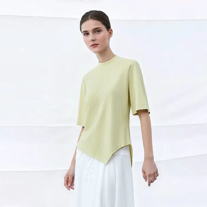 T-shirt Amii pour femme