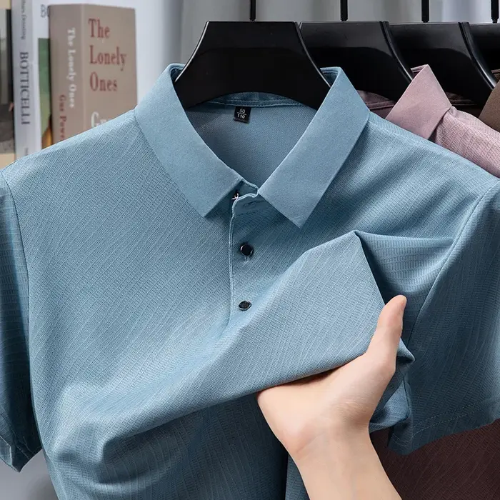 Polo Minimaliste Uni pour Hommes – Tissu Fin – Idéal pour le Quotidien