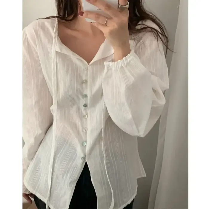 Chemise élégante à manches longues pour femmes