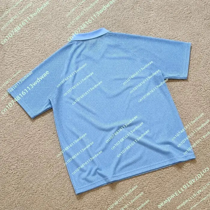 Maillot de football Argentine 2026 bleu et blanc rayé style rétro – T-shirt