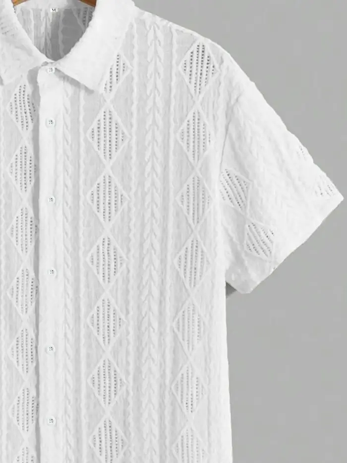 Chemise à manches courtes pour hommes, coupe slim, couleur unie, avec boutons, haut décontracté ajouré, adapté à la mode estivale et au quotidien.