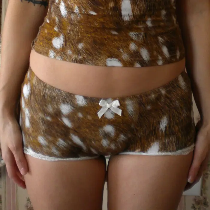 Emo Girl Vintage femmes culture hauts Chic esthétique Harajuku mignon nœud Streetwear mode nouveau Cool Mini cerf modèle