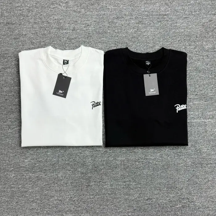 T-shirt classique Patta 26SS Nouvelle Collection – Homme/Femme – Coton ample décontracté – Imprimé lettres PATTA noir et blanc – Manches courtes